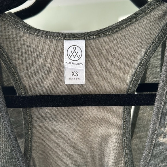 Camo tank top with front tie - Picture 3 of 4